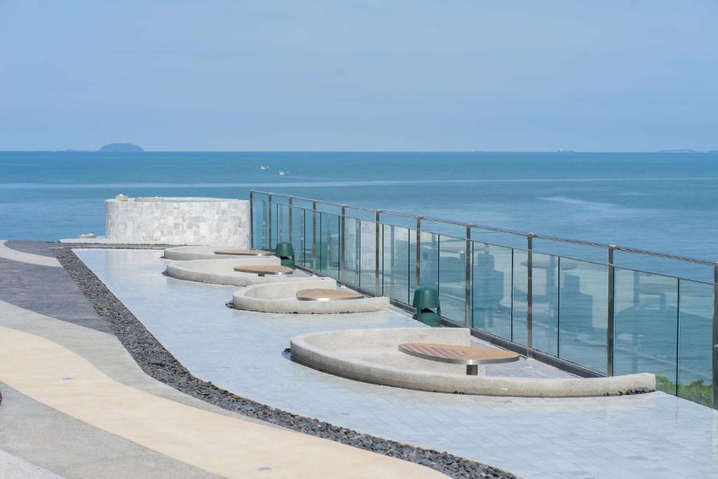 Bayphere Hotel Pattaya Ban Nong Hin  외부 사진